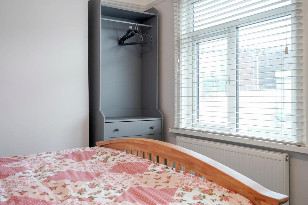 Hébergement de vacances Close To City Centre Stylish 3 Bedroom House *