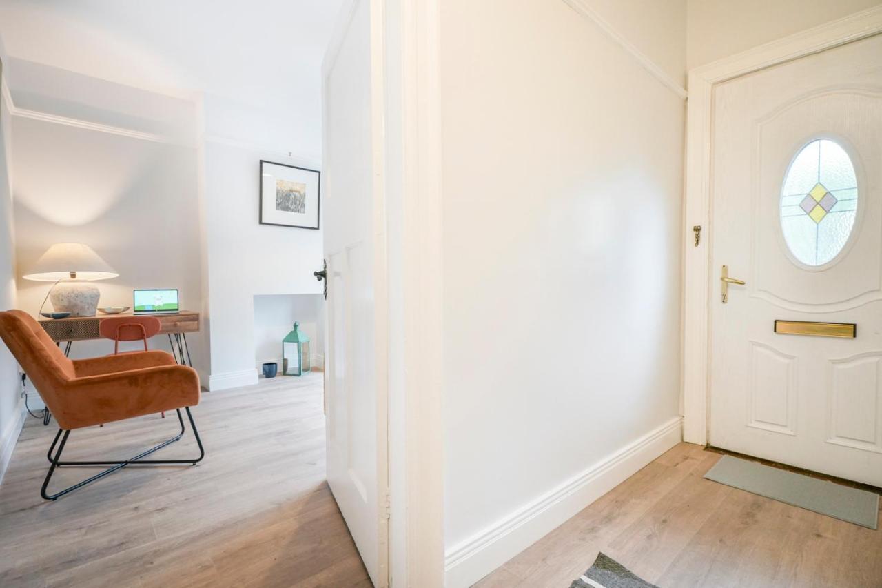 Close To City Centre Stylish 3 Bedroom House Hébergement de vacances Belfast