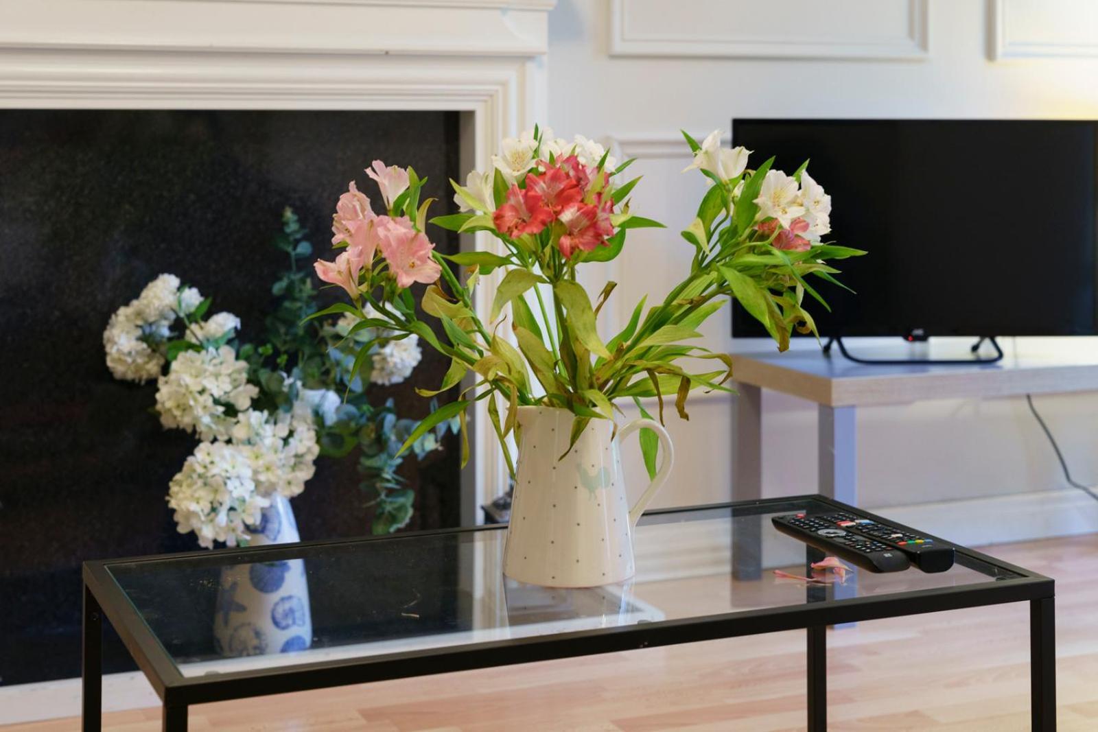 Close To City Centre Stylish 3 Bedroom House Hébergement de vacances Belfast